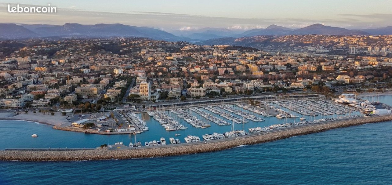 Departure from Saint-Laurent-du-Var